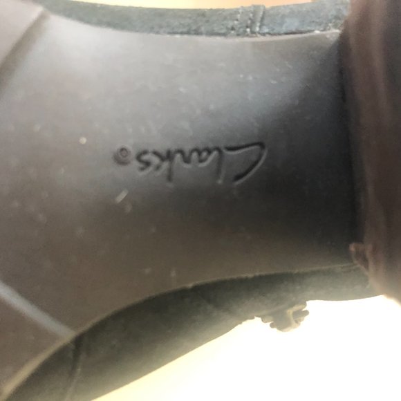 Clarks ankle booties! Womens size 7 - Picture 9 of 10